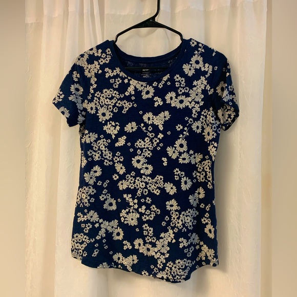 Old Navy Tops - Flower Shirt